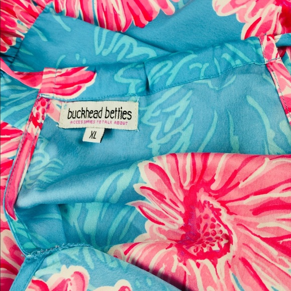 Floral peplum top. Buckhead Bettie - Picture 3 of 3